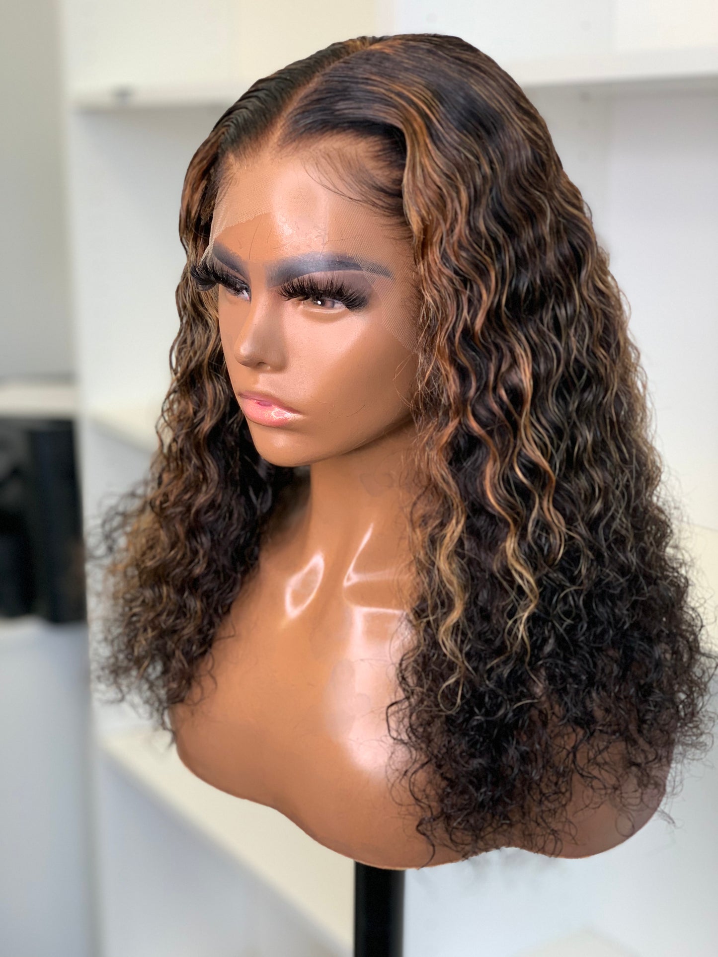 Melanie 16" Lace Front Deep Curly Wet & Wavy Glueless Human Hair Wig